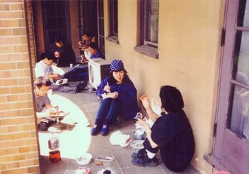 2000年