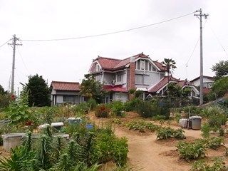 赤い屋根の洋館2