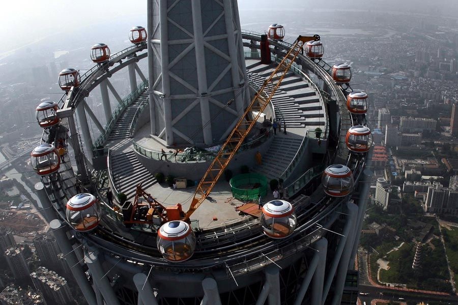 観覧者２(拡大表示)