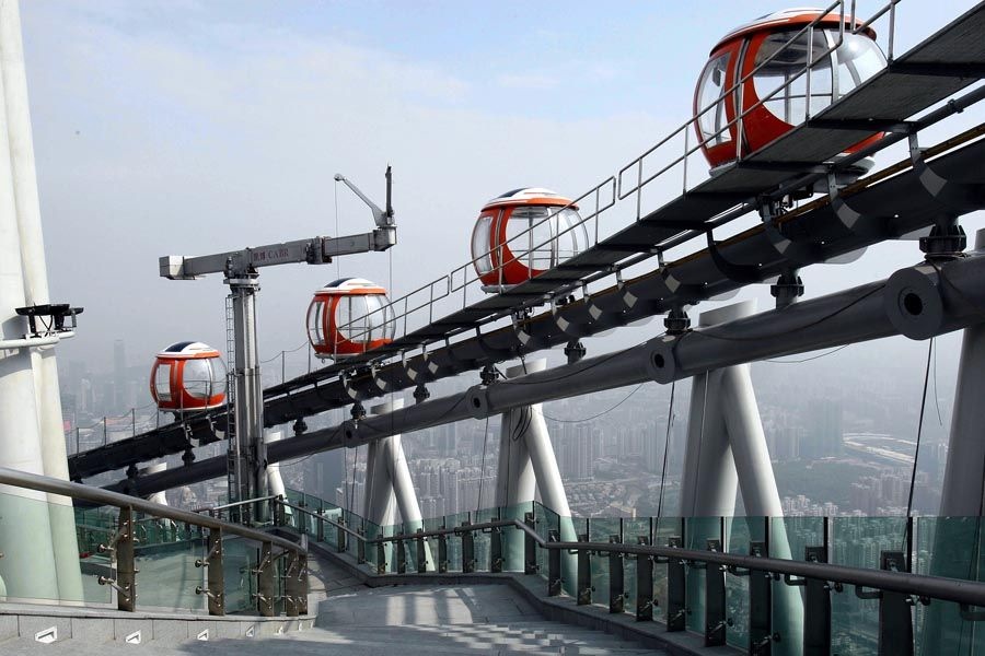 観覧者３(拡大表示)