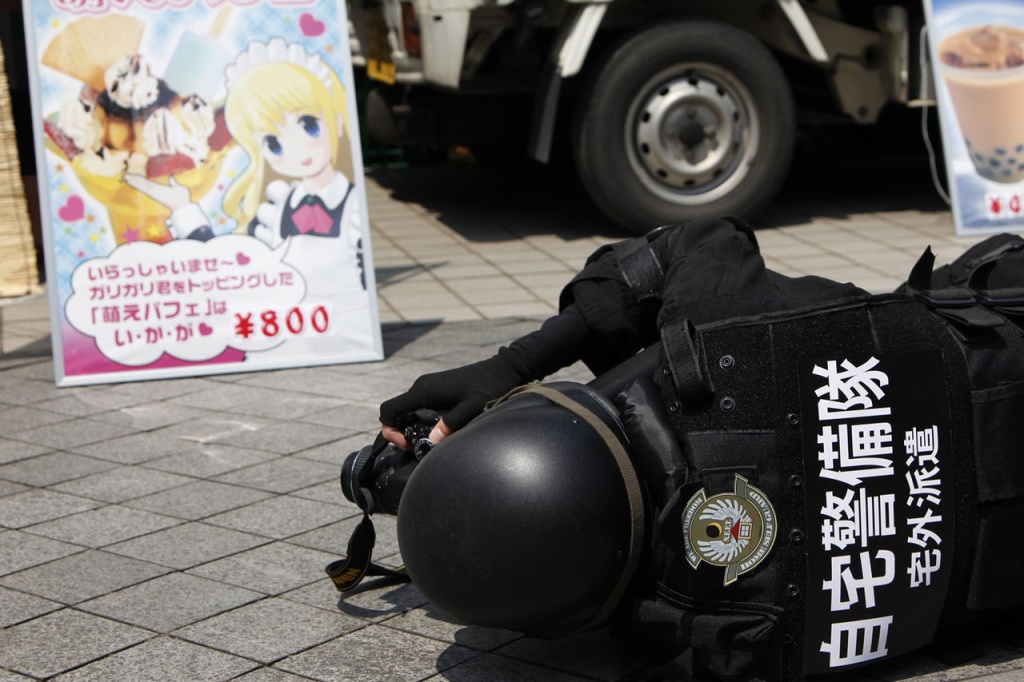 自宅警備員４(拡大表示)