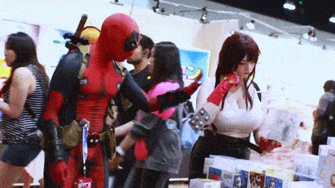 コスプレイヤーの乳揺れ見たさに無駄にジャンプ繰り返すスパイダーマン コイツとは仲良くなれそうだ あごひげ海賊団 コスプレイヤーの乳揺れ見たさに無駄にジャンプ繰り返すスパイダーマン コイツとは仲良くなれそうだ あごひげ海賊団