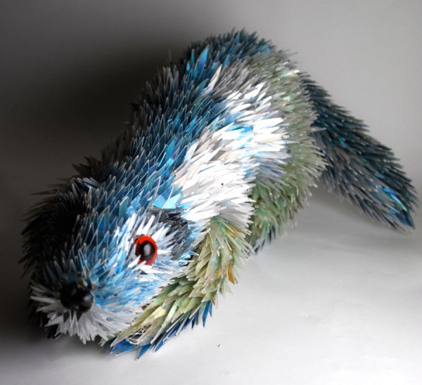 animal-sculptures-made-from-cds-5(拡大表示)