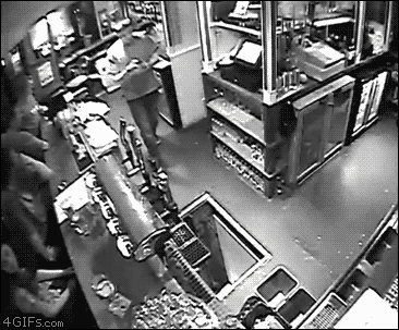 豪快に消える(拡大表示)