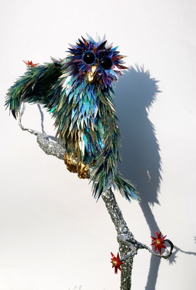 animal-sculptures-made-from-cds-3(拡大表示)