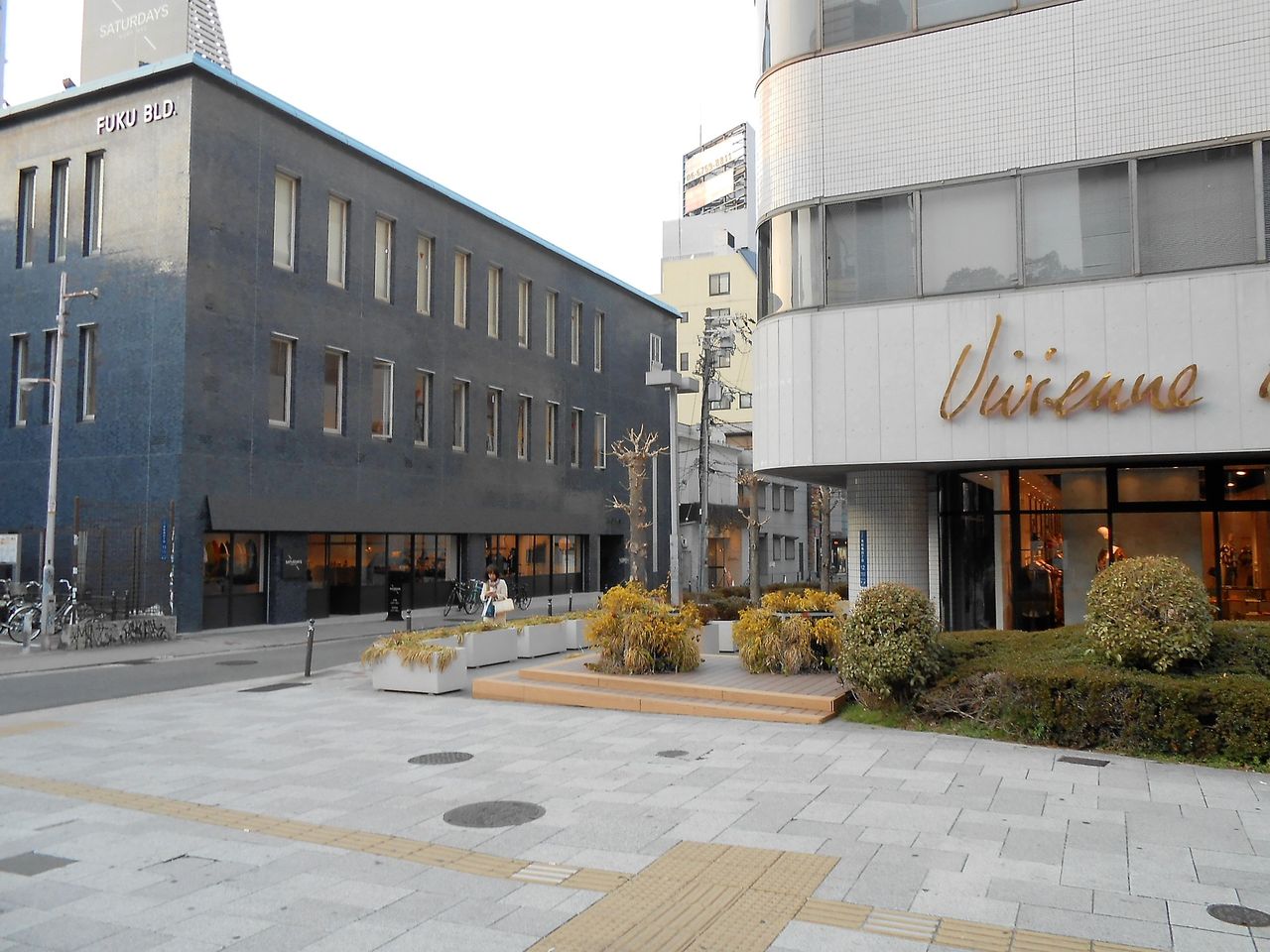 道案内 御堂筋線心斎橋駅から 南船場の完全個室の美容室chronicle クロニクル