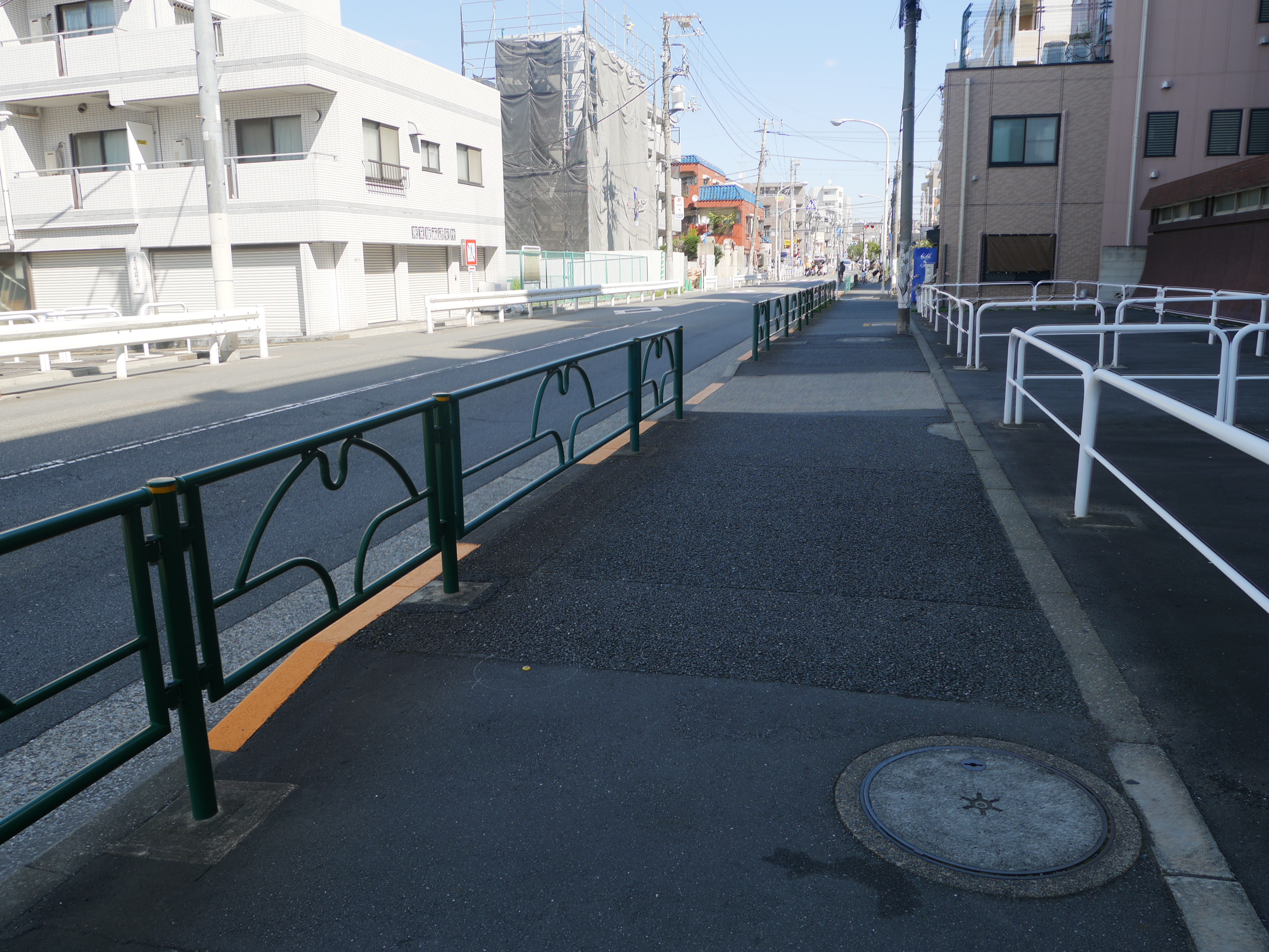 千川上水を歩く（4）南長崎交差点～千川上水分配堰碑 : 原風景