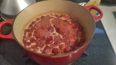いちごジャム 煮詰め