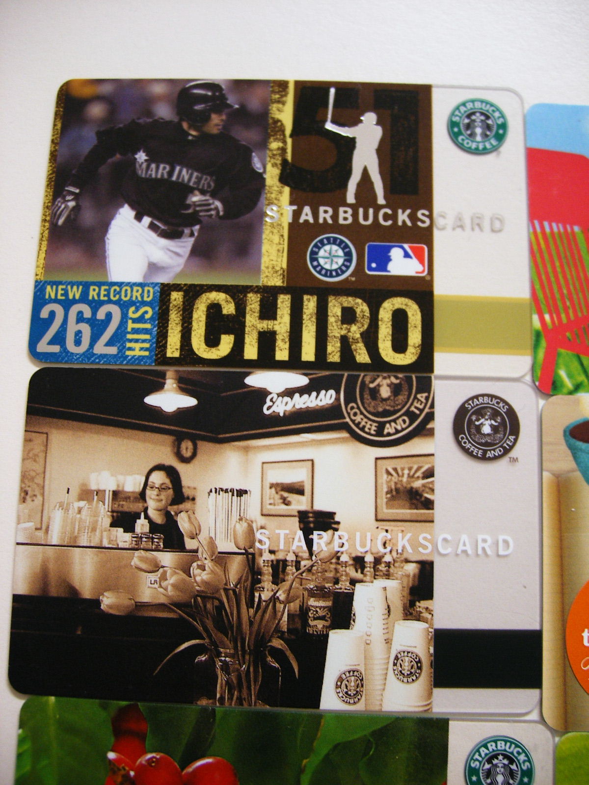 私のスターバックスカードコレクション 気になるアメリカのお店と製品