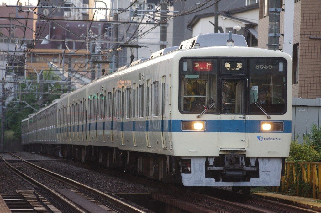 8059Fが入場しました。 : 小田急線かぶりつきのブログ