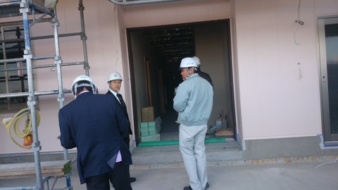 デイ入口