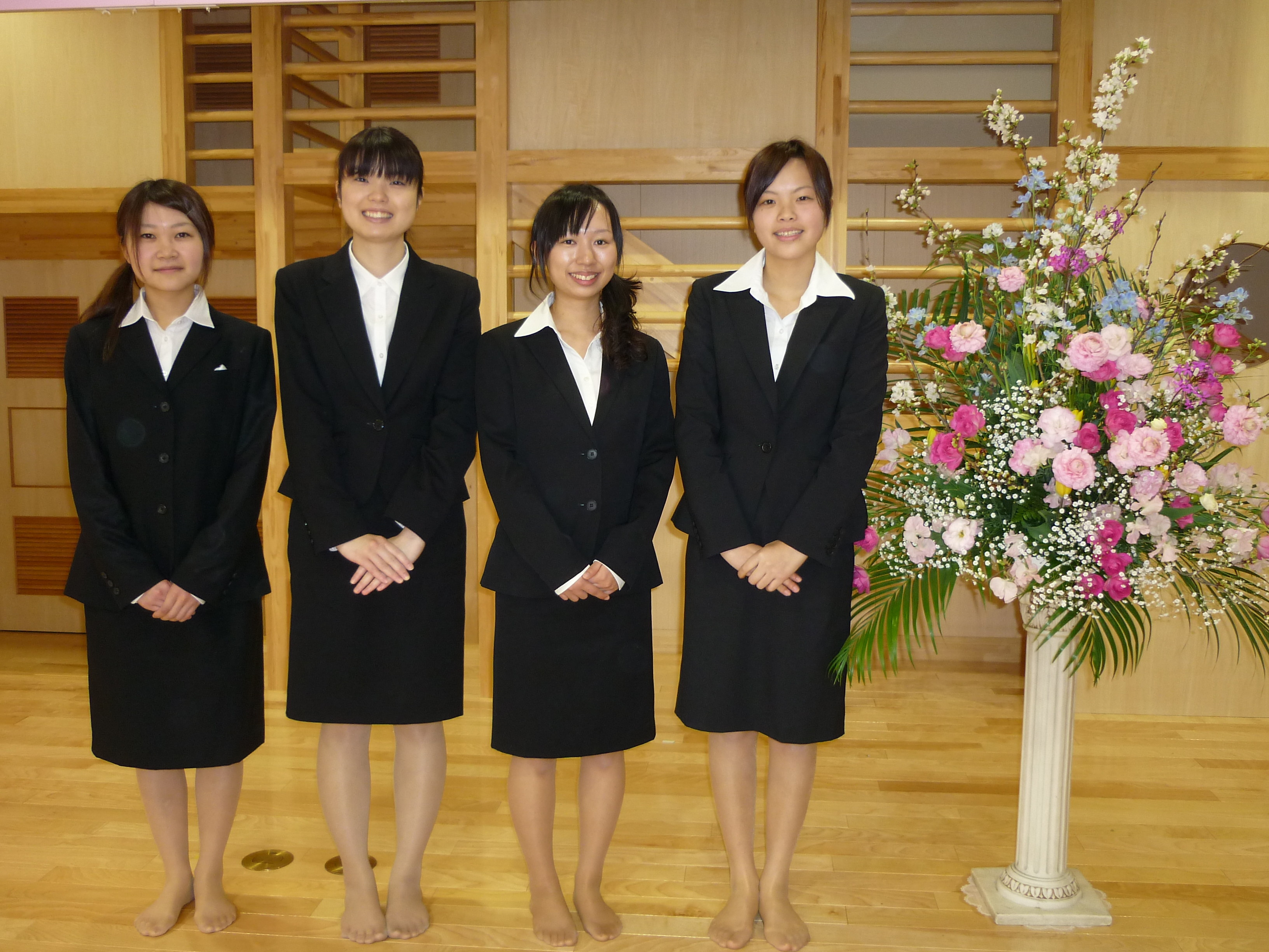 新採用の先生です ゆうゆうきっず青森