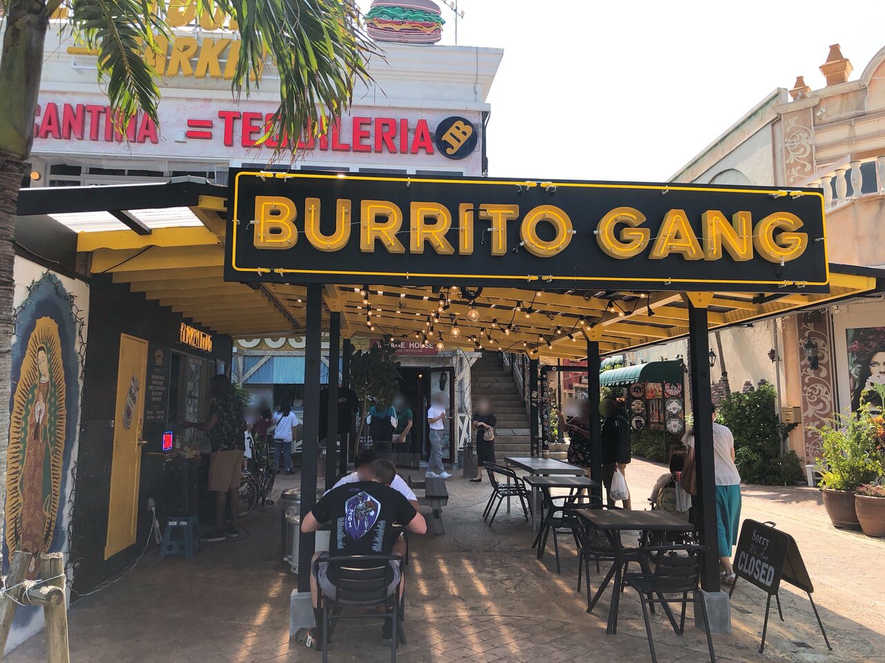 美浜アメリカンビレッジ内でブリトーが味わえる Burrito Gang さん テラス席でメキシコ気分に浸れます 美ら浜つーしん 沖縄県北谷町の地域情報サイト 美浜アメリカンビレッジ内でブリトーが味わえる Burrito Gang さん テラス席でメキシコ気分に浸れます 美ら浜つーしん 沖縄県北谷町の地域情報サイト