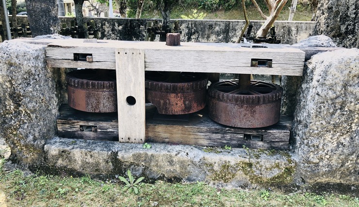 4d327470.jpg