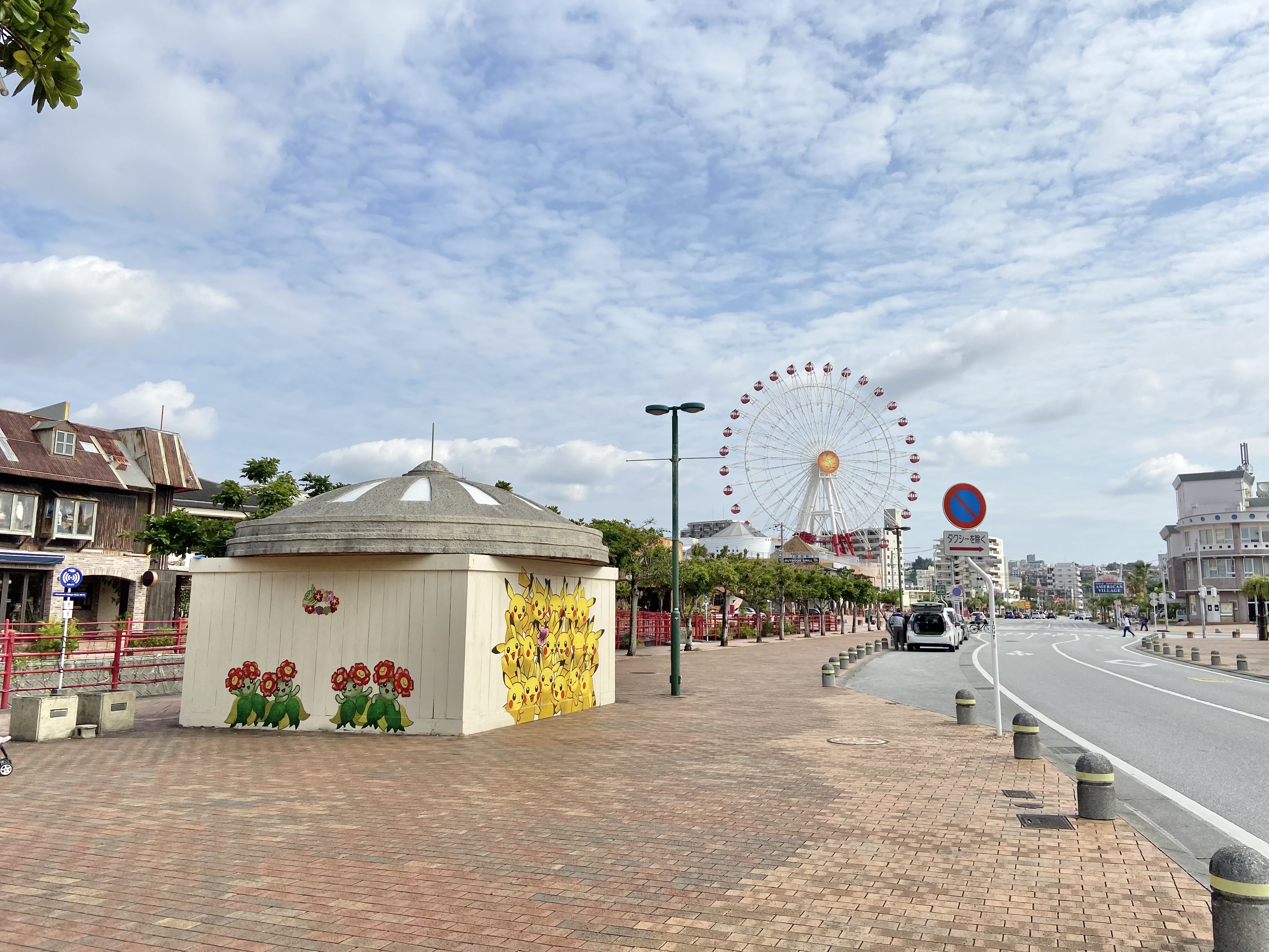 その 北谷町美浜 そらとぶピカチュウプロジェクト でアメリカンビレッジ内 Pokegenic に行ってきました 美ら浜つーしん 沖縄県北谷町の地域情報サイト