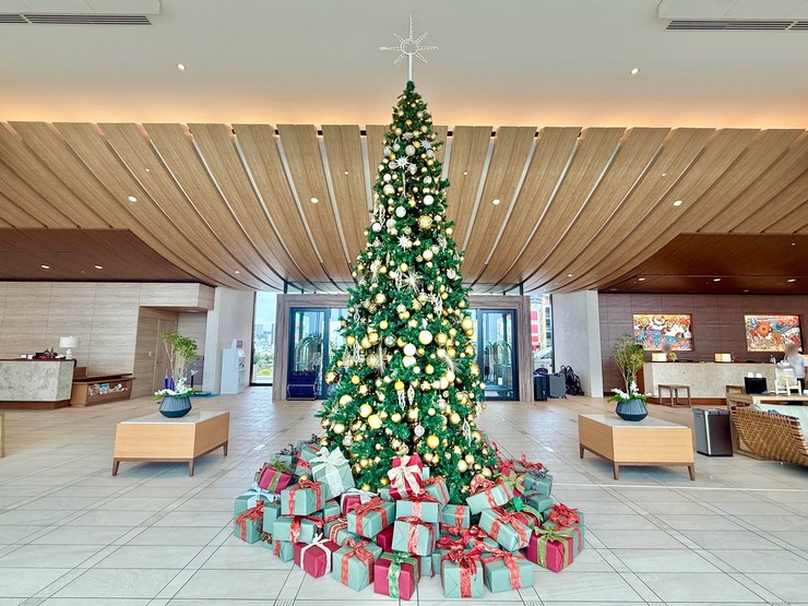 【北谷町】2025年『ヒルトン沖縄北谷リゾート』のクリスマスからお正月までのイベントをご紹介♪