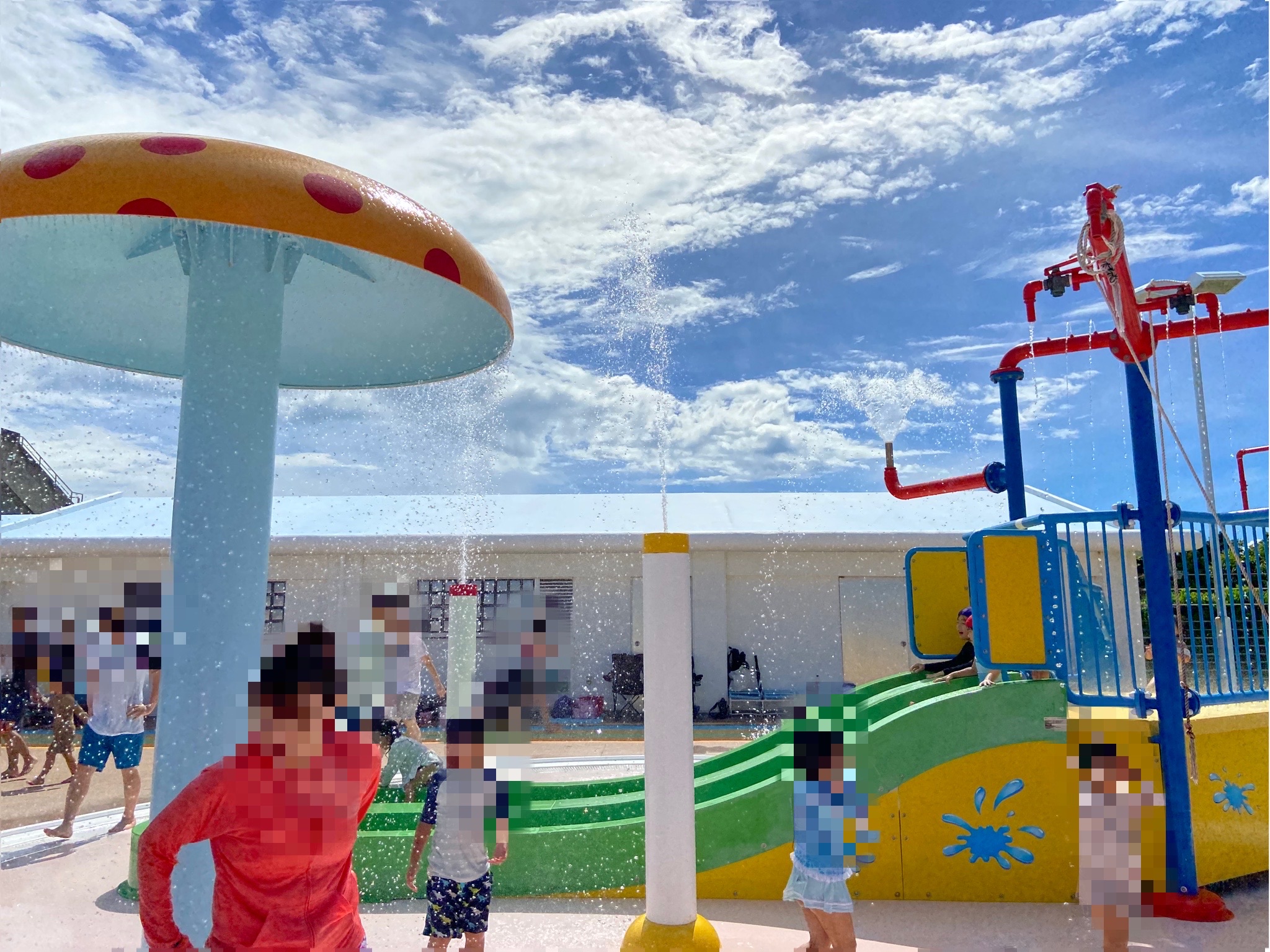北谷町美浜 休日の子連れ体験レポ 北谷公園水泳プール はどんなプール 保存版 美ら浜つーしん 沖縄県北谷町の地域情報サイト