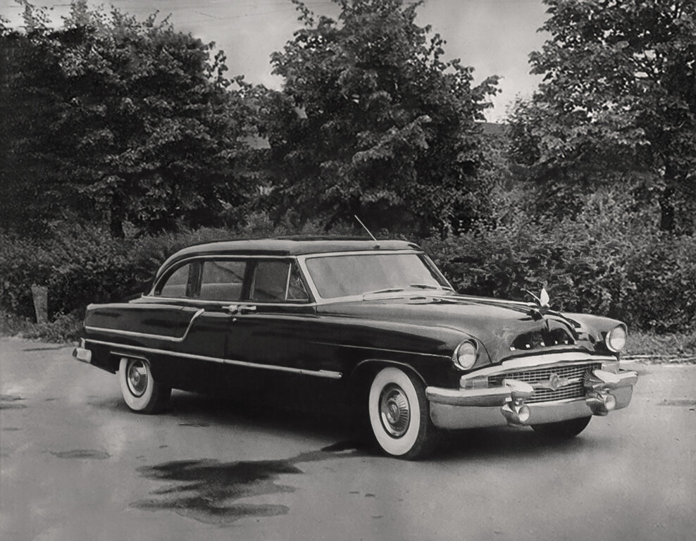 共産車探訪】ZiL 111 : ゆく車/くる車 共産車探訪】ZiL 111 : ゆく車/くる車