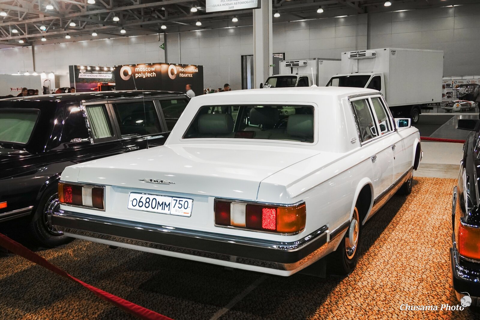 車　フランス　ソ連 ソ連の航空機用の牽引車MAZ–541