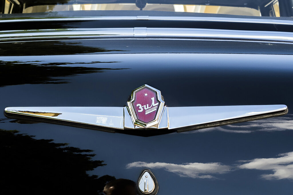 共産車探訪】ZiL 111 : ゆく車/くる車 共産車探訪】ZiL 111 : ゆく車/くる車