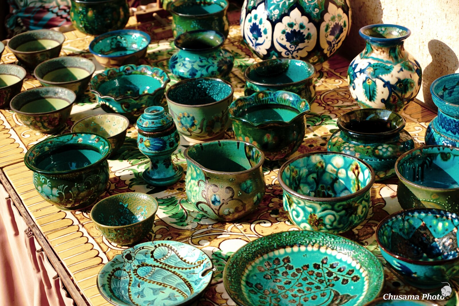 シルクロード中央アジアの陶器皿 ウズベキスタン☆最高級リシタンの大皿中央アジア☆シルクロード