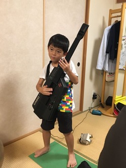 まずはポーズから?