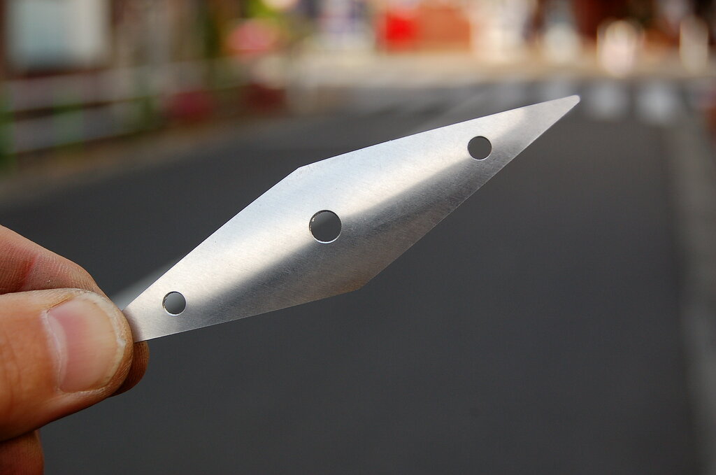 泥除けの修理 自転車屋 中嶋