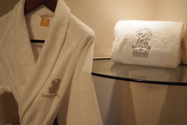 $月に一度の世界スパ&ホテル巡り