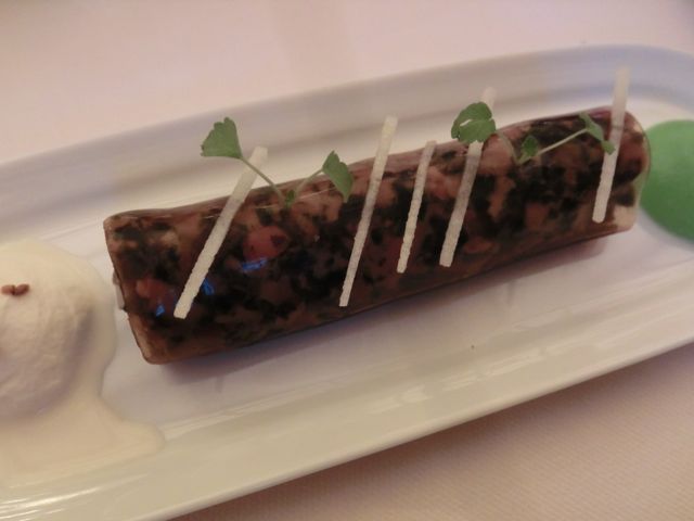 $月に一度の世界スパ&ホテル巡り