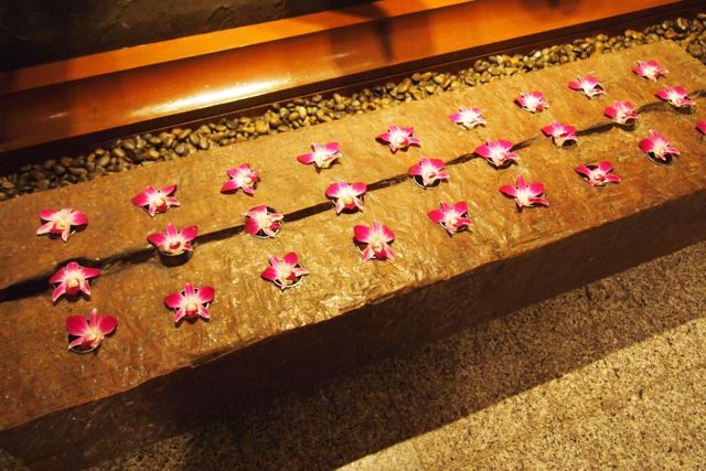 $月に一度の世界スパ＆ホテル巡り　