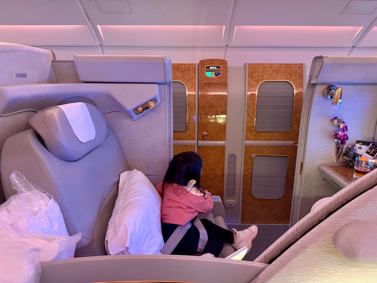 エミレーツ航空 ファーストクラス 機内設備・アメニティ・シート エミレーツ航空 ファーストクラス 機内設備・アメニティ・シート