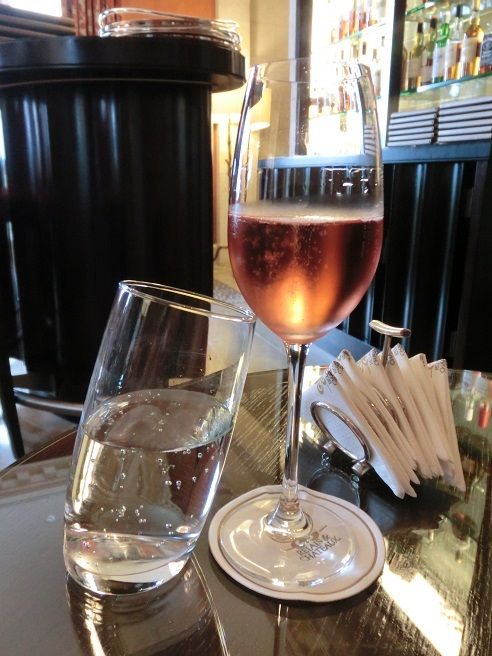 $月に一度の世界スパ＆ホテル巡り　