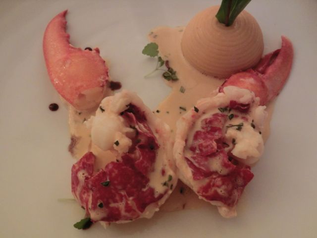 $月に一度の世界スパ&ホテル巡り