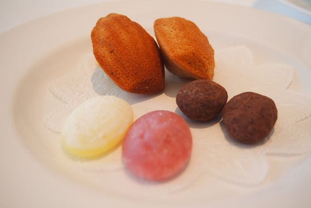 $月に一度の世界スパ＆ホテル巡り　