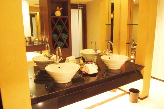 $月に一度の世界スパ＆ホテル巡り　