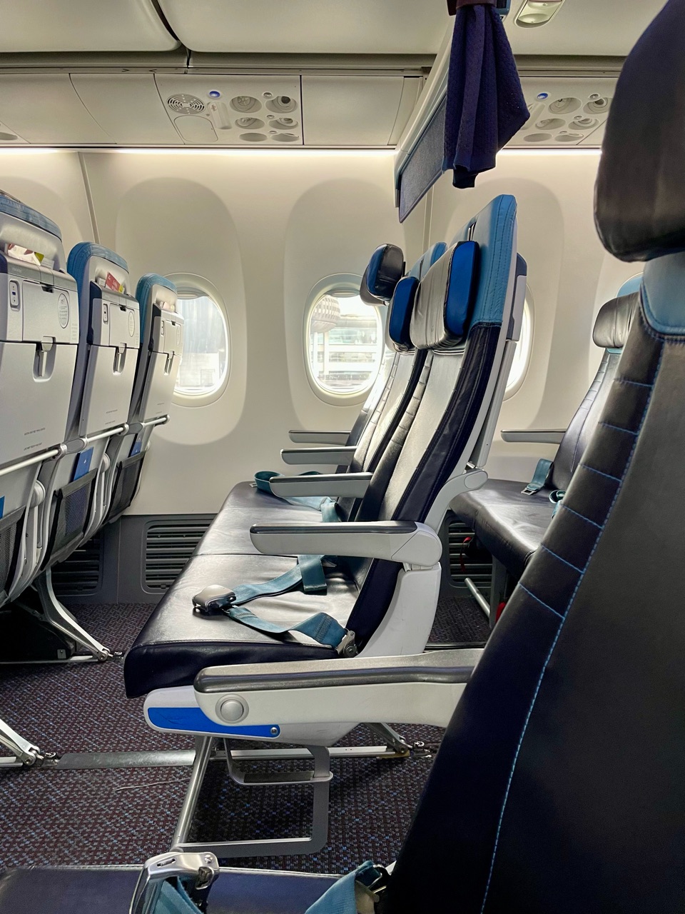 コレクター必見！KLMオランダ航空ビジネスクラスギフト