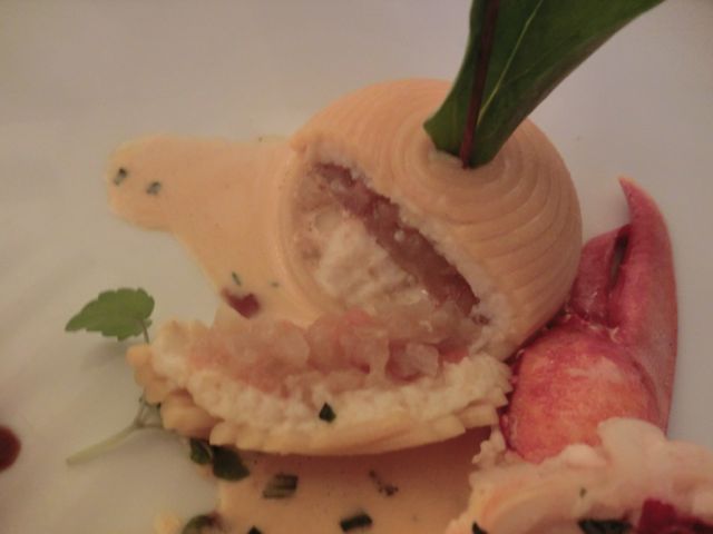 $月に一度の世界スパ&ホテル巡り