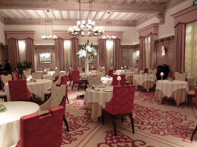 $月に一度の世界スパ＆ホテル巡り　