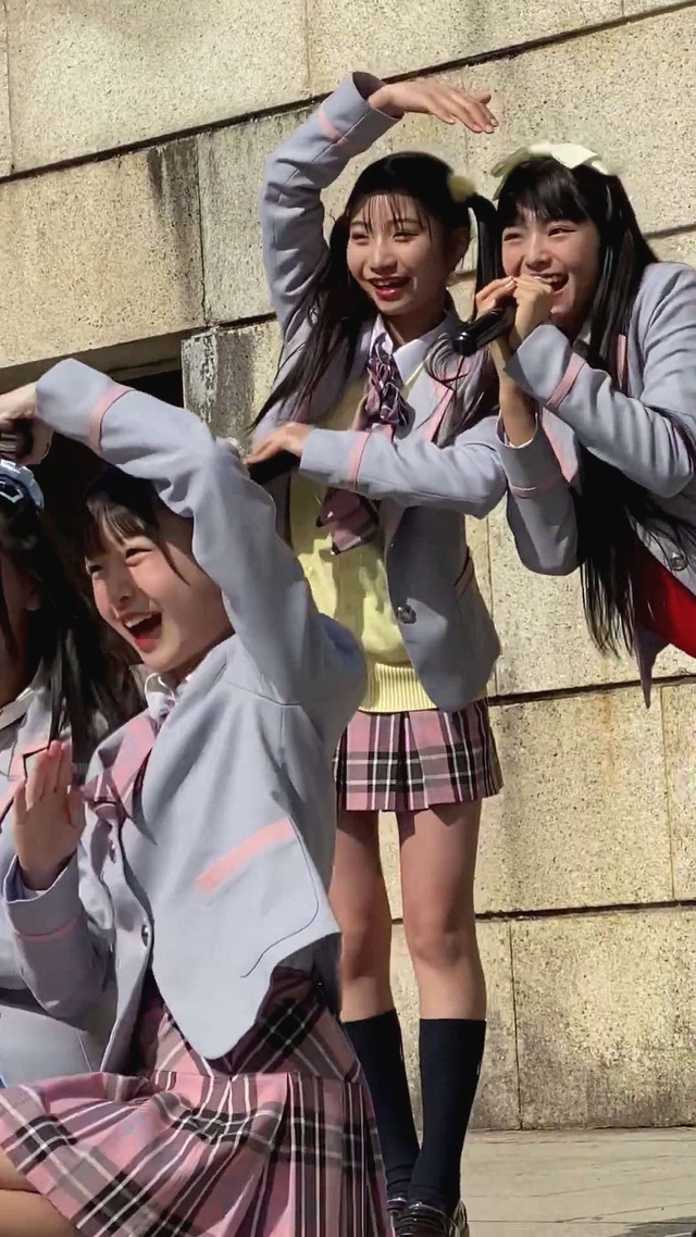 地下アイドルスプラウト学園女子高校生ＪＫ制服チェックミニスカートパンチラ (54)