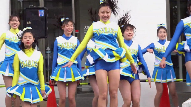 清純女子高生ＪＫチアガールチアリーダーミニスカーパンチラパンツ丸見え (139)