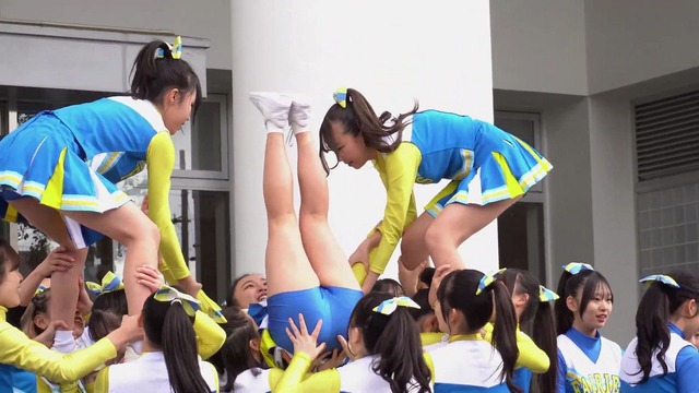 清純女子高生ＪＫチアガールチアリーダーミニスカーパンチラパンツ丸見え (83)