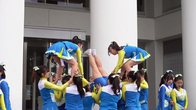 清純女子高生ＪＫチアガールチアリーダーミニスカーパンチラパンツ丸見え (15)