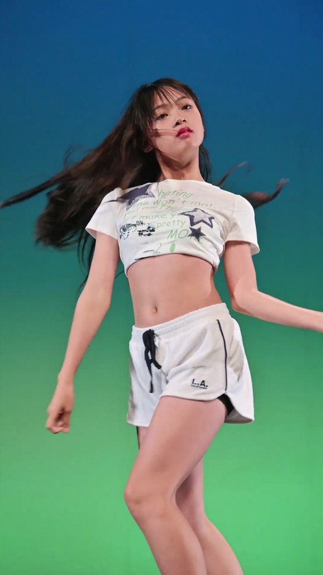 13歳中学1年生ＪＣ１アイゲキ地下アイドル星瑠菜おへそふとももパンチラ (22)