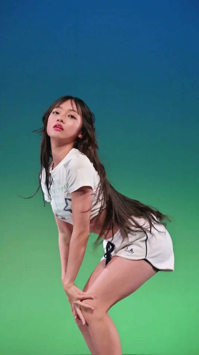 13歳中学1年生ＪＣ１アイゲキ地下アイドル星瑠菜おへそふとももパンチラ (32)