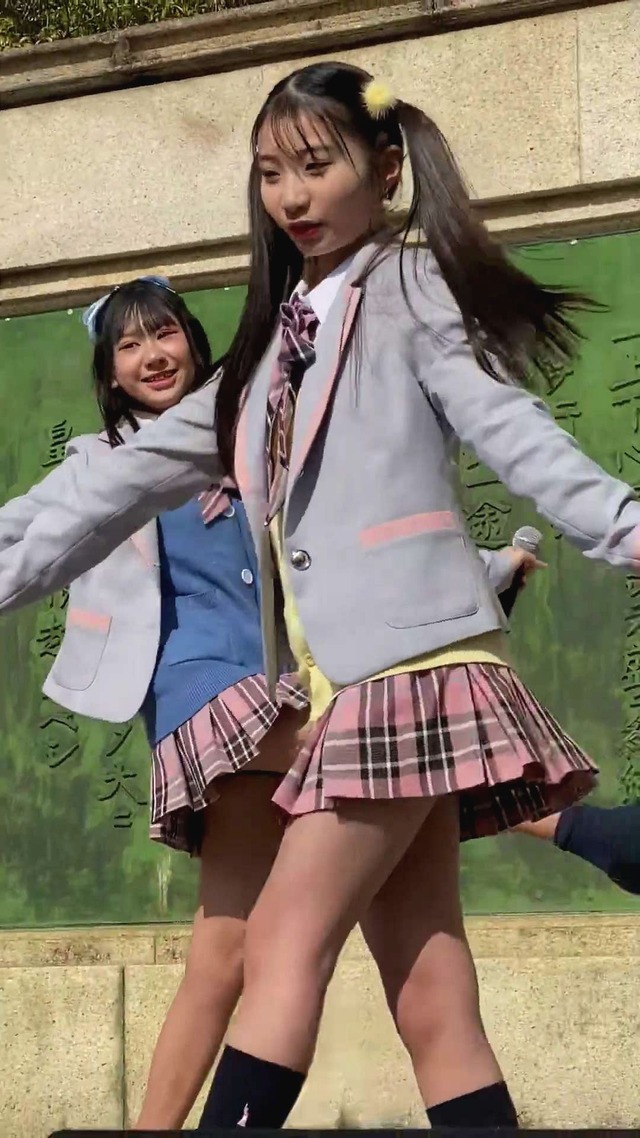 地下アイドルスプラウト学園女子高校生ＪＫ制服チェックミニスカートパンチラ (7)