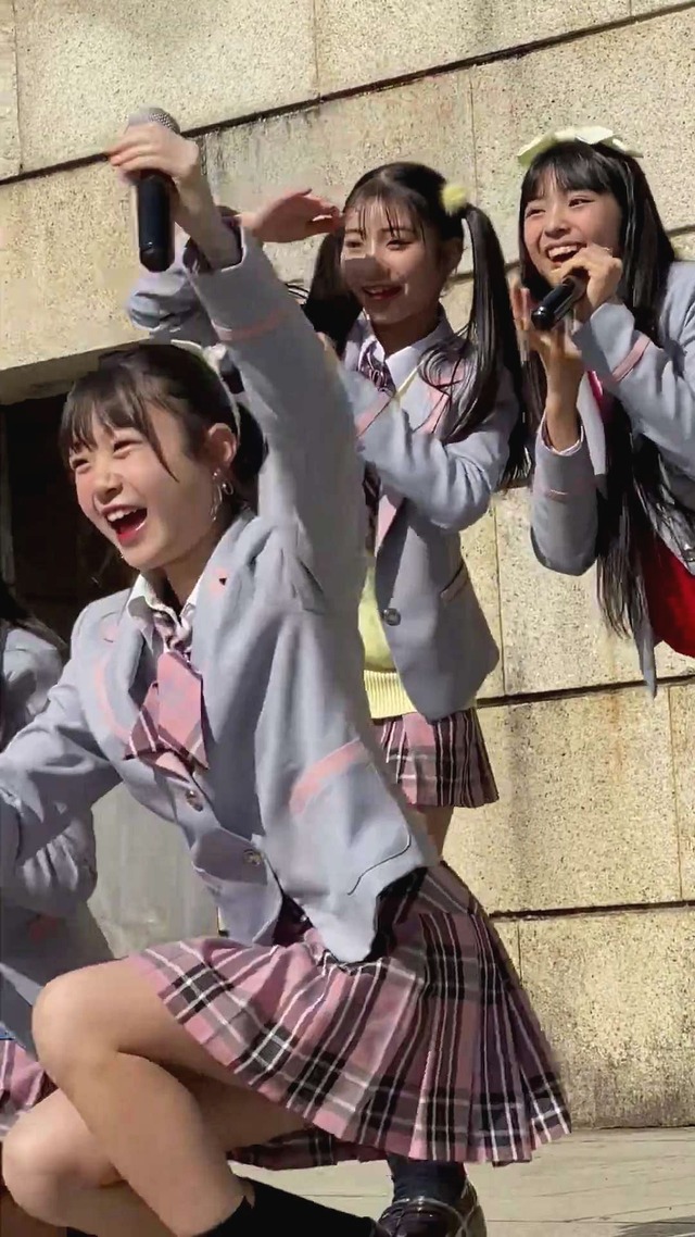 地下アイドルスプラウト学園女子高校生ＪＫ制服チェックミニスカートパンチラ (55)