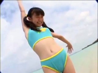 ＡＫＢ４８大島優子ジュニアアイドル時代の食い込みビキニ、濃紺ブルマ、スクール水着 : ちょっとエッチなブログ
