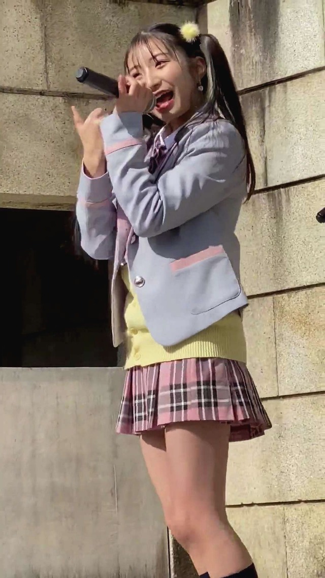 地下アイドルスプラウト学園女子高校生ＪＫ制服チェックミニスカートパンチラ (53)