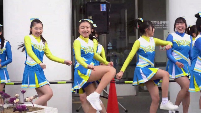 清純女子高生ＪＫチアガールチアリーダーミニスカーパンチラパンツ丸見え (157)