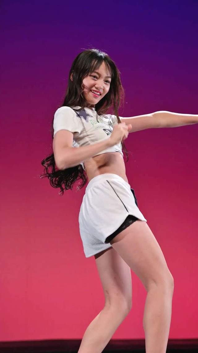 13歳中学1年生ＪＣ１アイゲキ地下アイドル星瑠菜おへそふとももパンチラ (67)